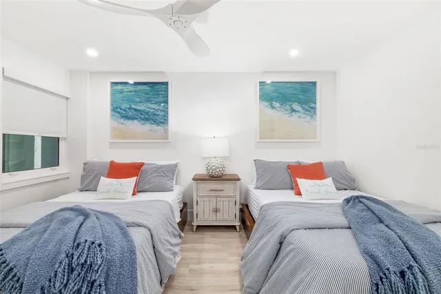 $10,000 | 19 Whispering Sands Drive, Unit 302, Sarasota, FL 34242