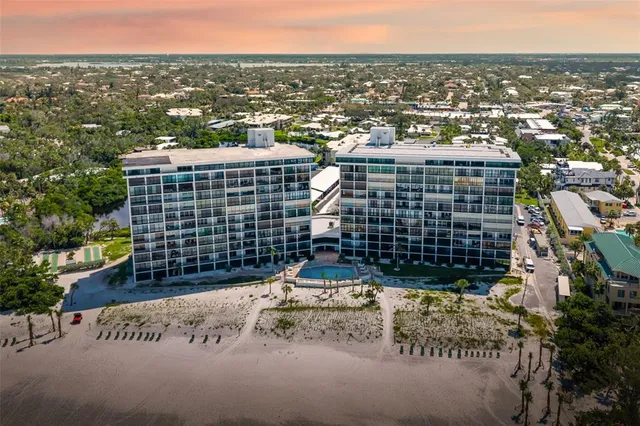 $10,000 | 19 Whispering Sands Drive, Unit 302, Sarasota, FL 34242