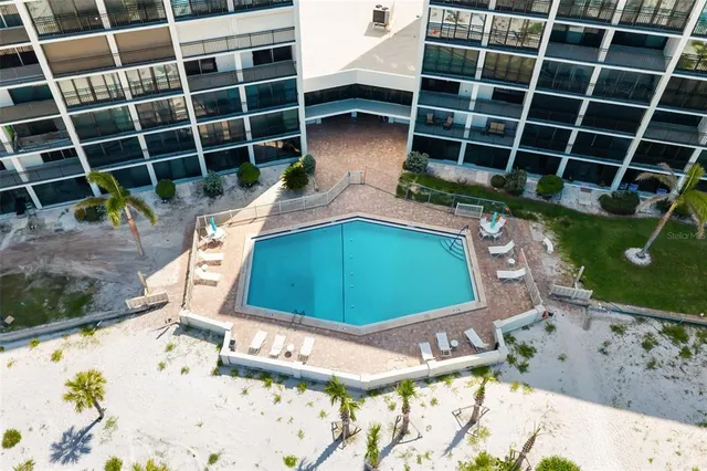 $10,000 | 19 Whispering Sands Drive, Unit 302, Sarasota, FL 34242