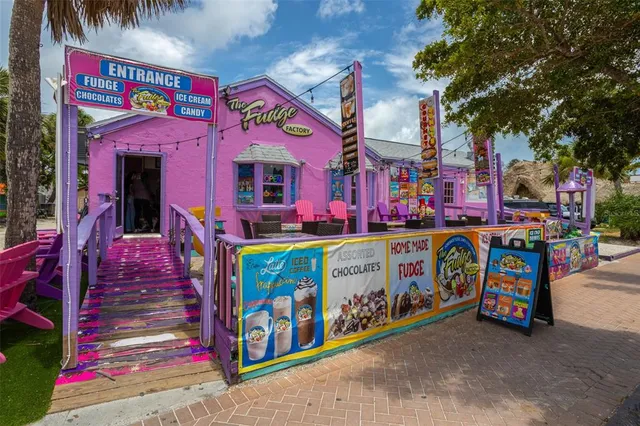 $10,000 | 19 Whispering Sands Drive, Unit 302, Sarasota, FL 34242