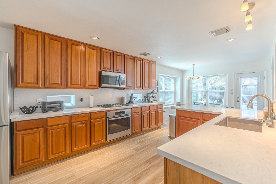 1107 Compass Cove Circle Spring, TX 77379 - Photo 16 of 42