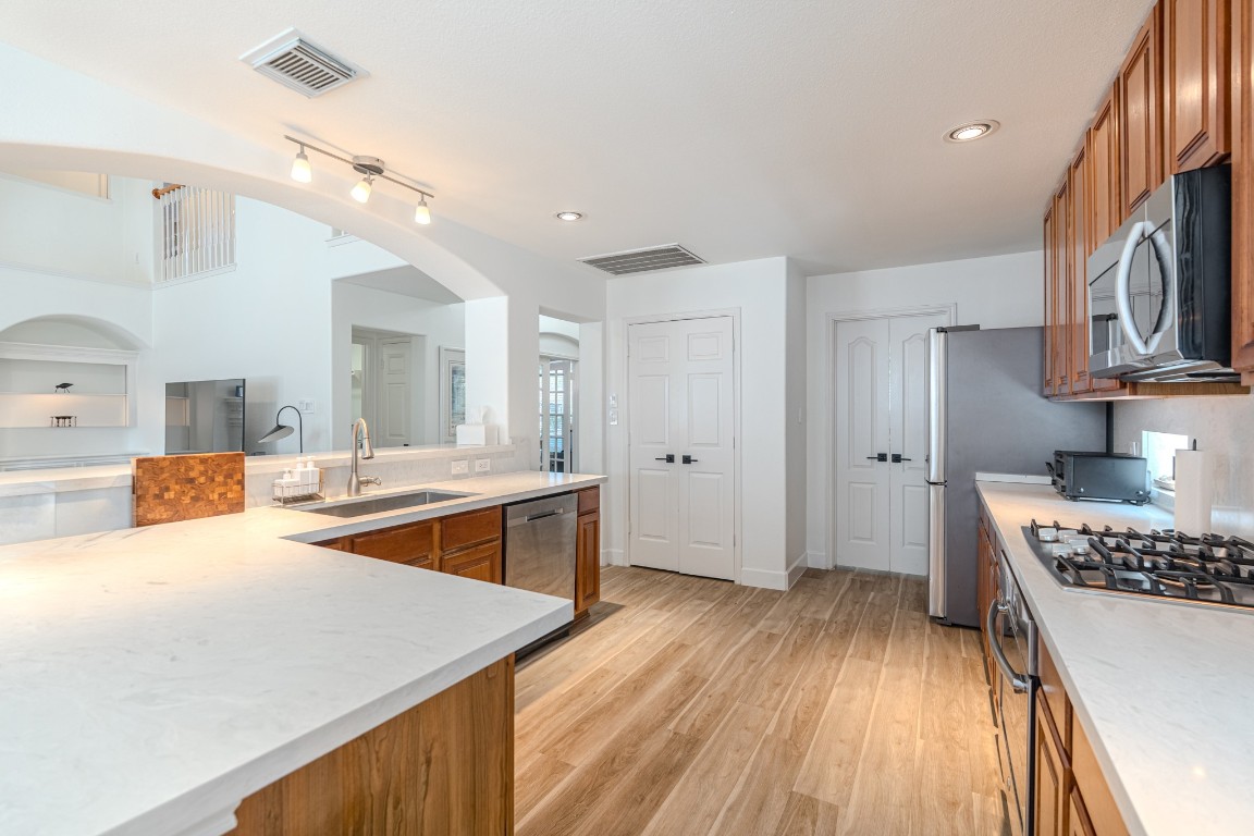 1107 Compass Cove Circle Spring, TX 77379 - Photo 18 of 42