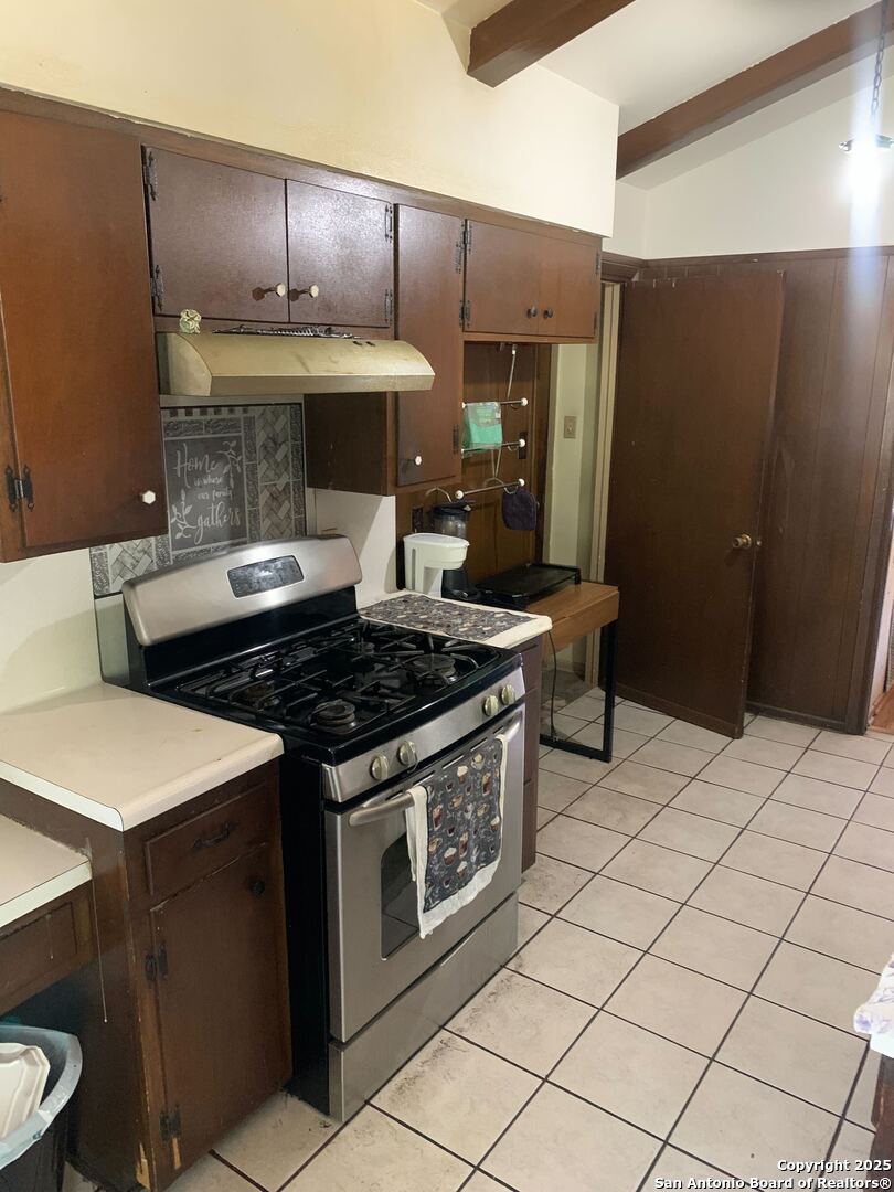127 Roesler Road San Antonio, TX 78220 - Photo 5 of 17 a stove top oven sitting inside of a kitchen