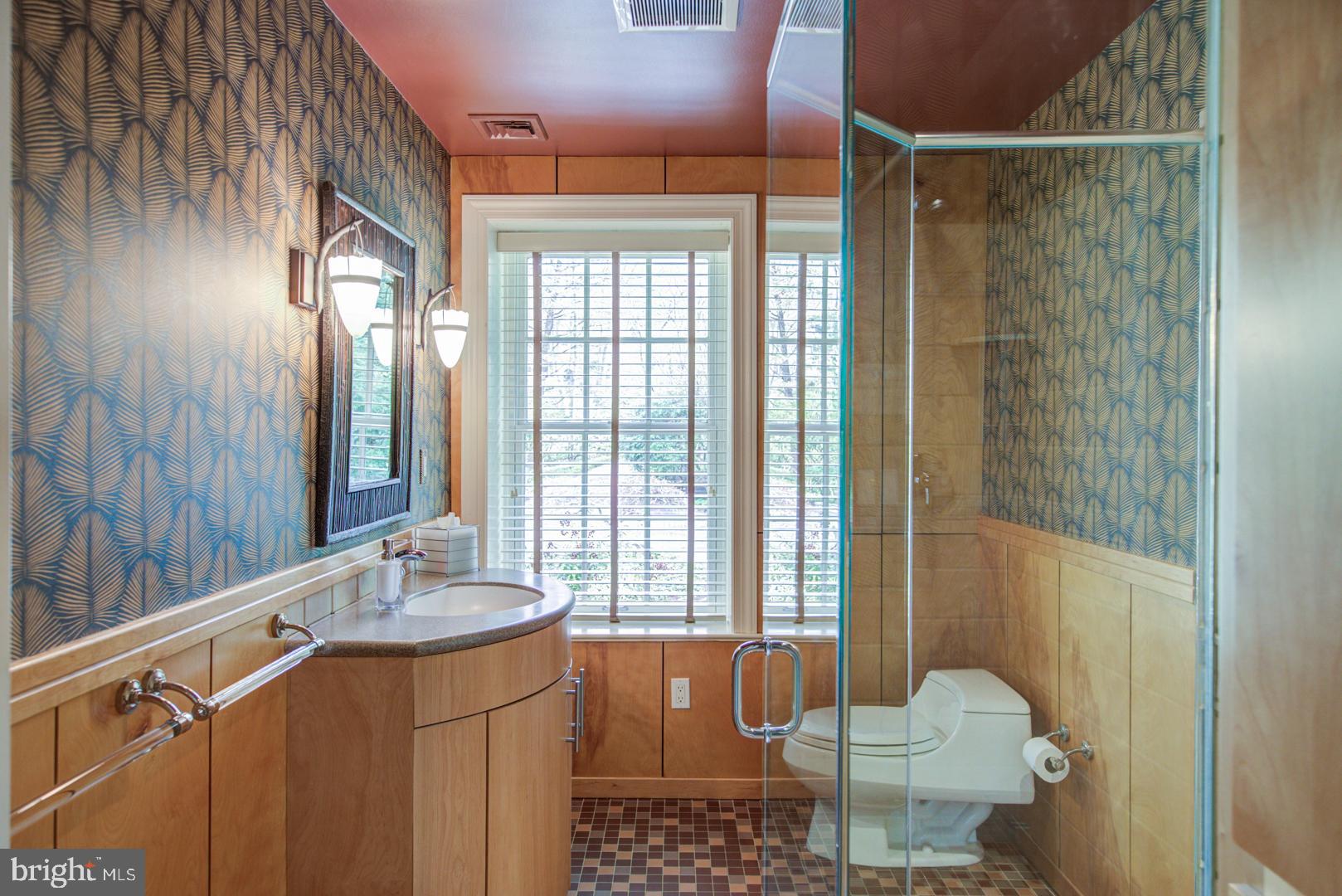 723 Glengarry Road Philadelphia, PA 19118 - Photo 19 of 30 Gallery Image 19