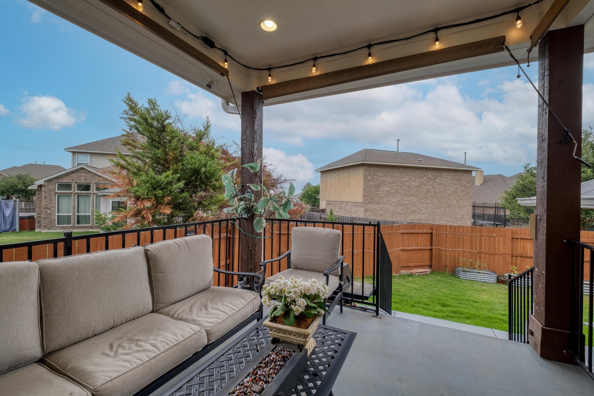 3040 Sachen Street Georgetown, TX 78626 - Photo 32 of 40 a balcony with furniture