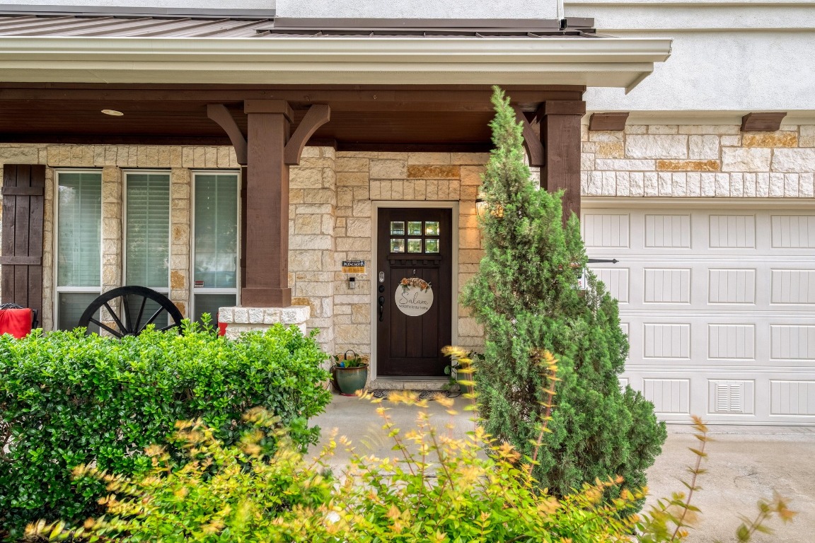 3040 Sachen Street Georgetown, TX 78626 - Photo 4 of 40 a front view of a house with lots of green space