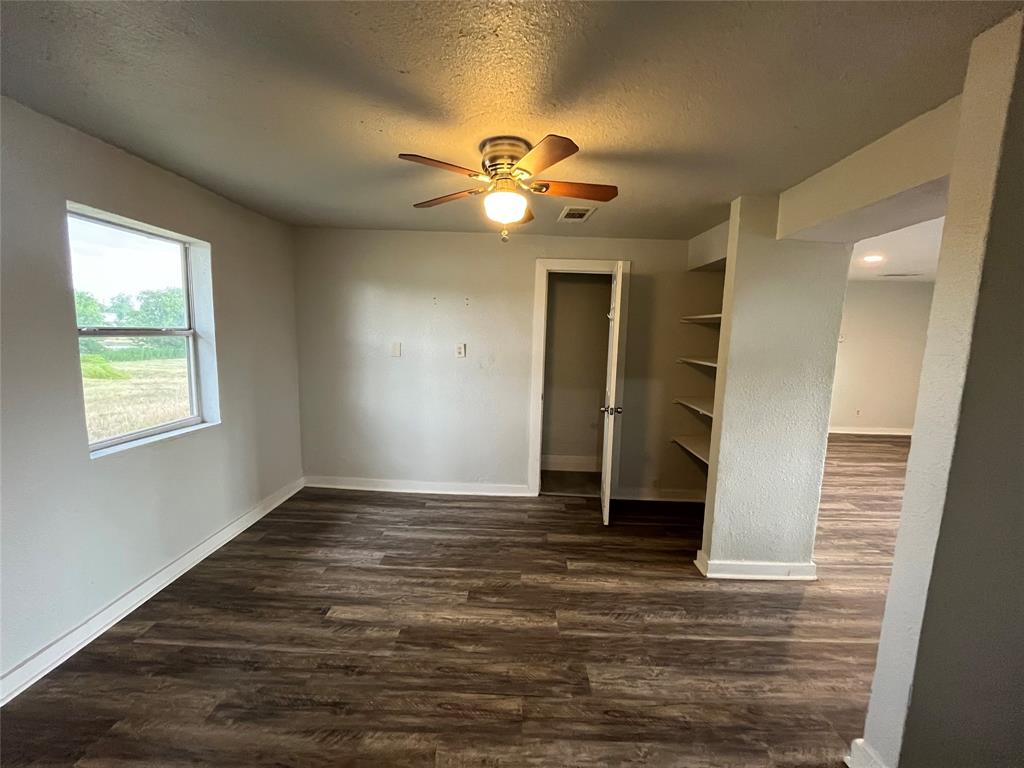 824 Nob Hill Road Quinlan, TX 75474 - Photo 9 of 13 dining room