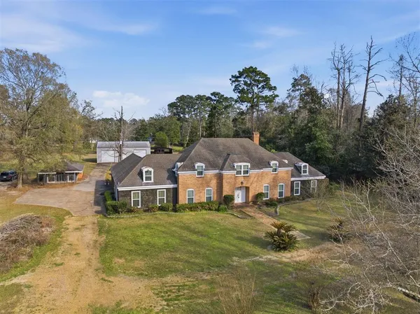 $375,000 | 834 Heather Lane, Oakdale, LA 71463