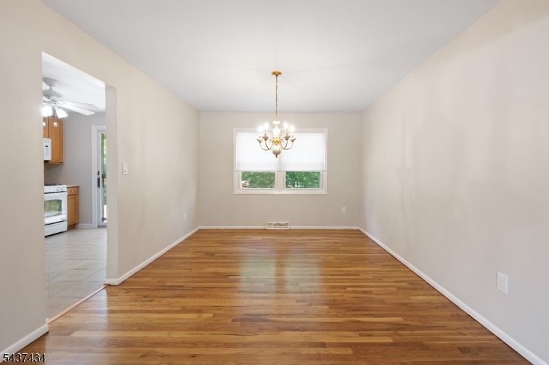 244 Malapardis Road Cedar Knolls, NJ 07927 - Photo 8 of 32