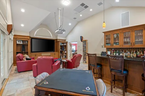 $1,999,999 | 1040 Washington Avenue, Plainview, NY 11803