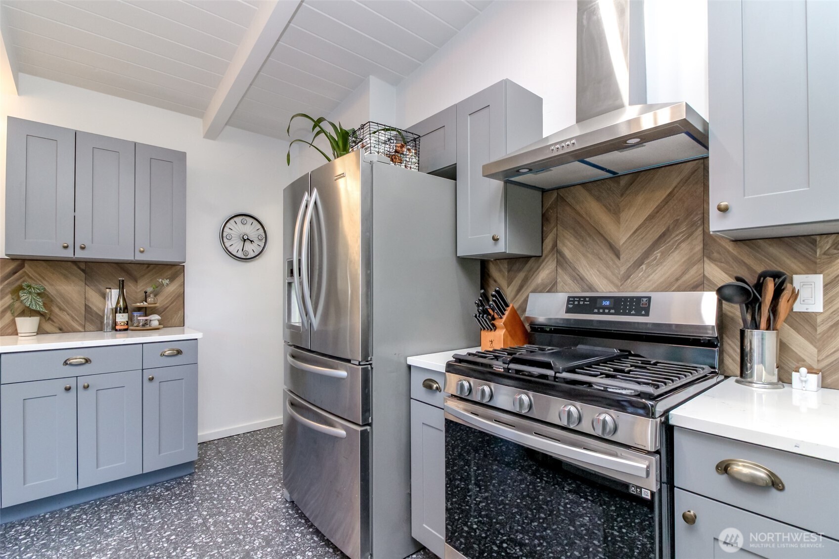 445 Buena Vista Avenue Fircrest, WA 98466 - Photo 15 of 34