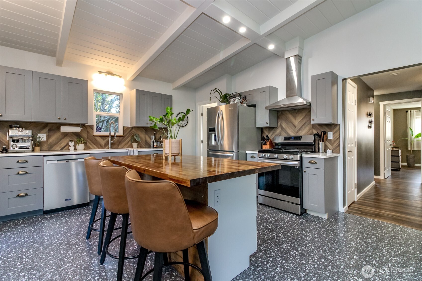 445 Buena Vista Avenue Fircrest, WA 98466 - Photo 10 of 34