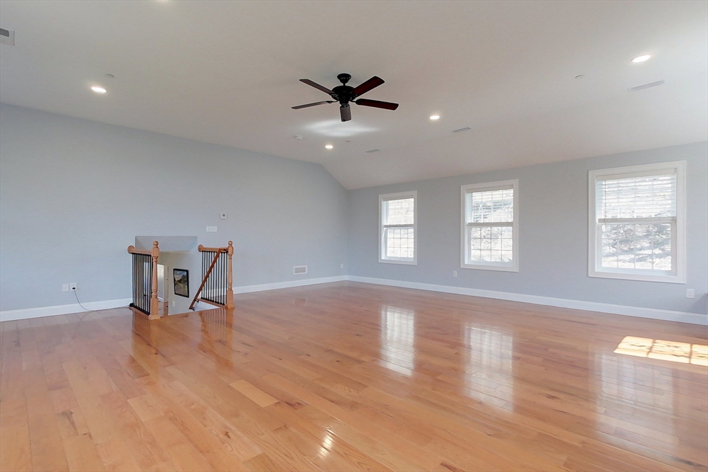 3 Chamberlain Way Pepperell, MA 01463 - Photo 13 of 42