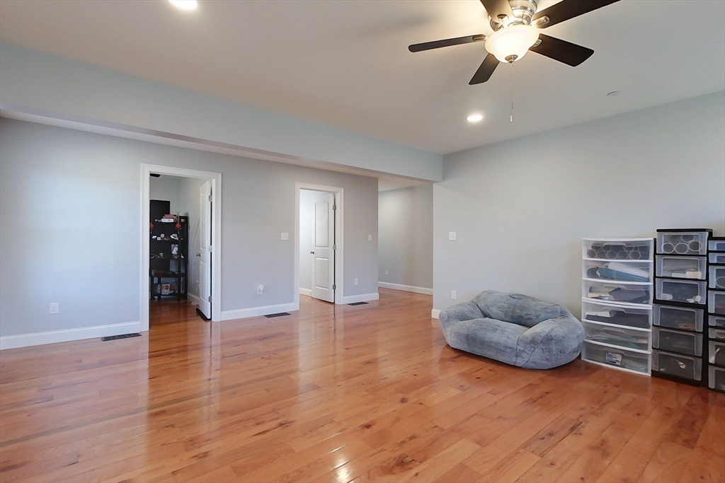3 Chamberlain Way Pepperell, MA 01463 - Photo 16 of 42