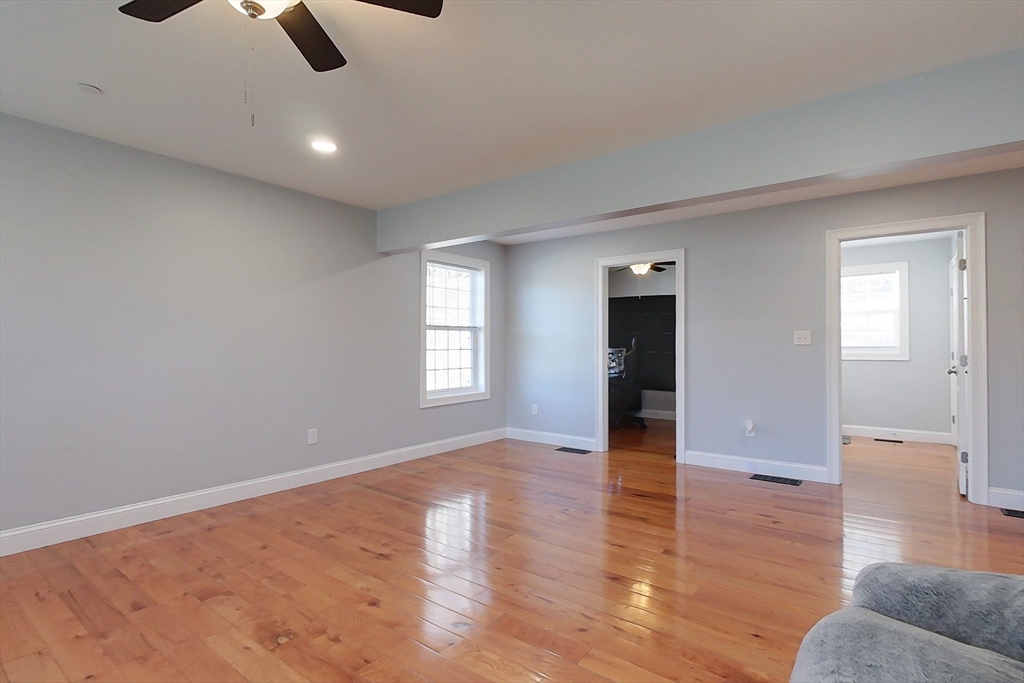 3 Chamberlain Way Pepperell, MA 01463 - Photo 17 of 42