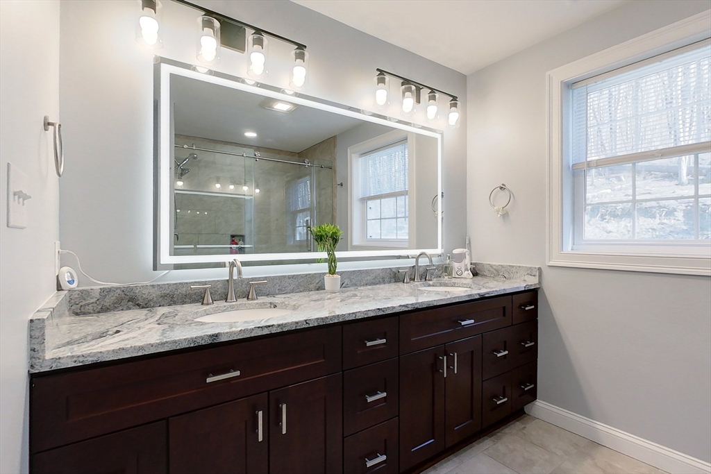3 Chamberlain Way Pepperell, MA 01463 - Photo 22 of 42
