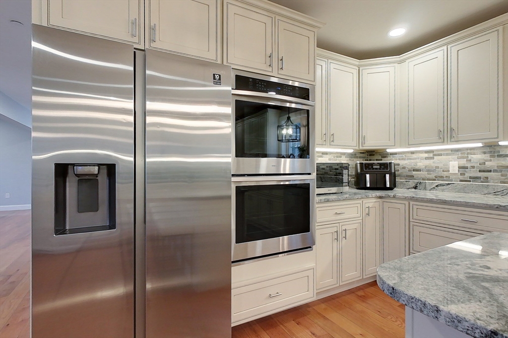 3 Chamberlain Way Pepperell, MA 01463 - Photo 5 of 42