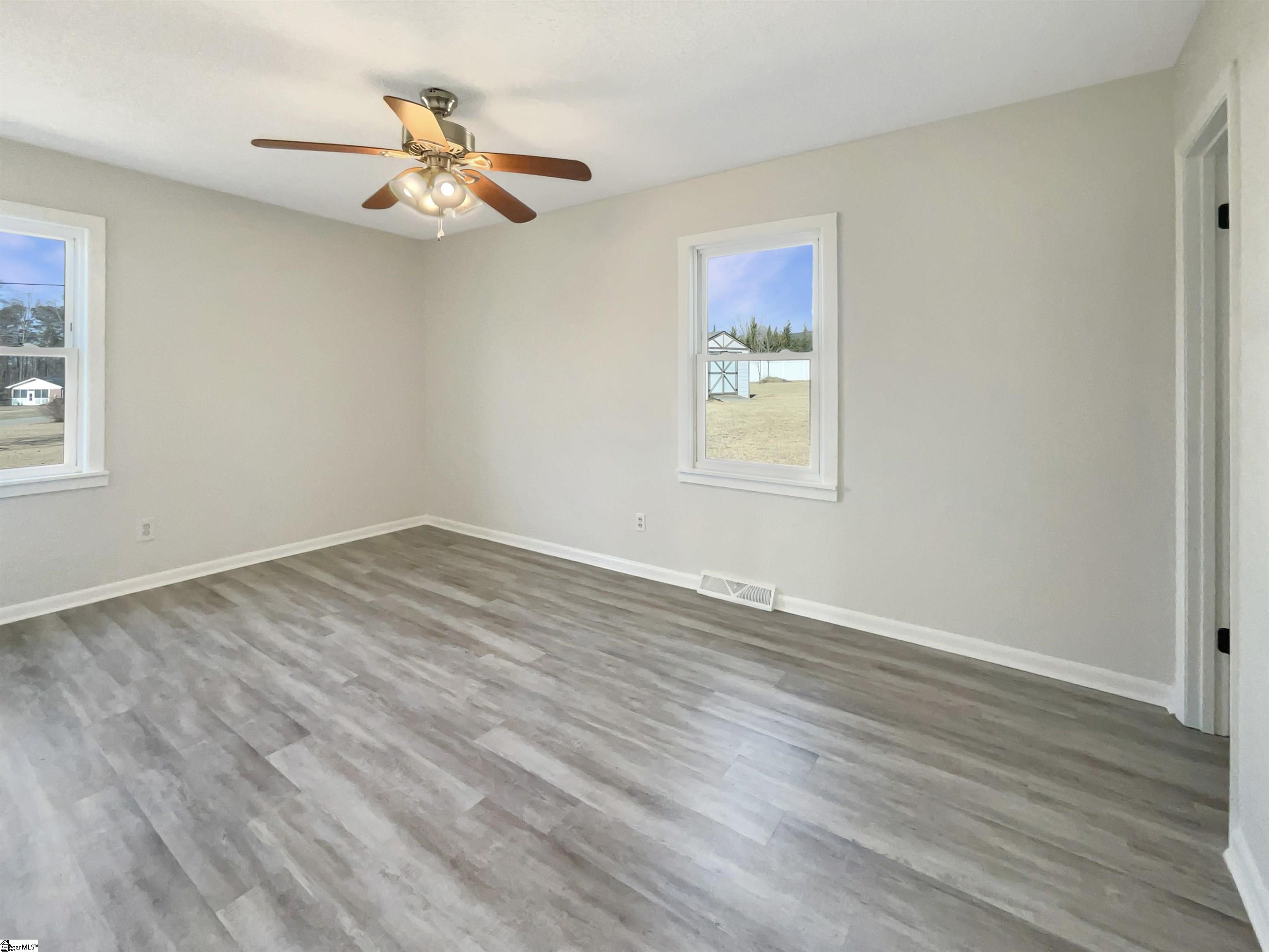 1102 Mount Zion Road Spartanburg, SC 29303 - Photo 15 of 19 Gallery Image 15