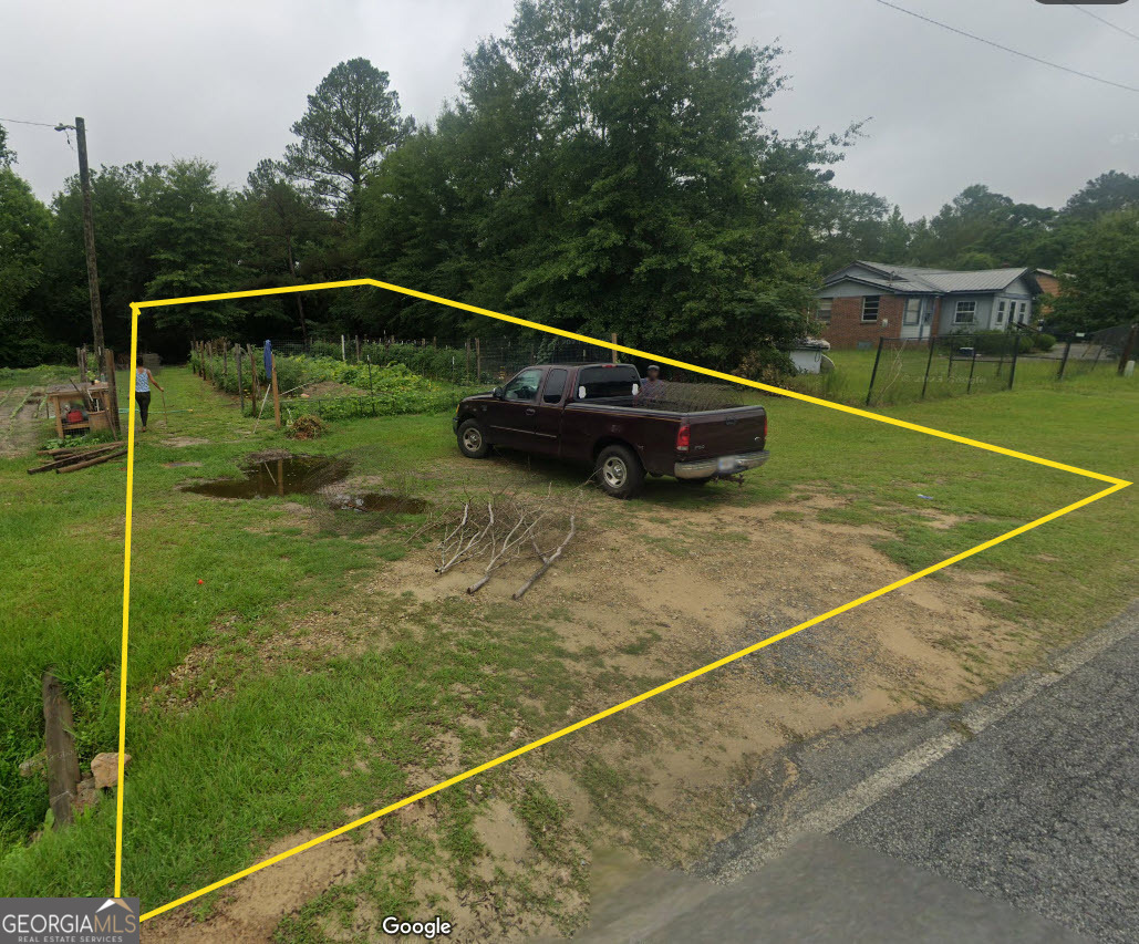 209 Horne Road Roberta, GA 31078 - Photo 1 of 1 a view of a tennis court