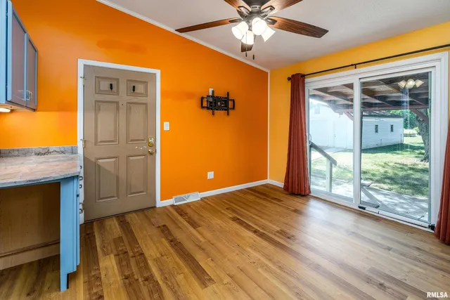 $229,900 | 4799 Highway 37, Marion, IL 62959