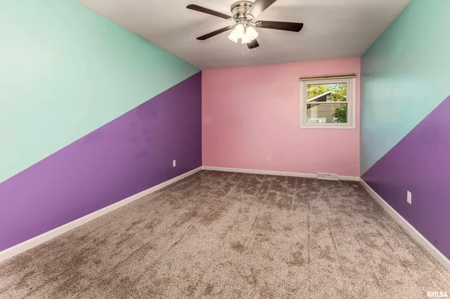 $229,900 | 4799 Highway 37, Marion, IL 62959