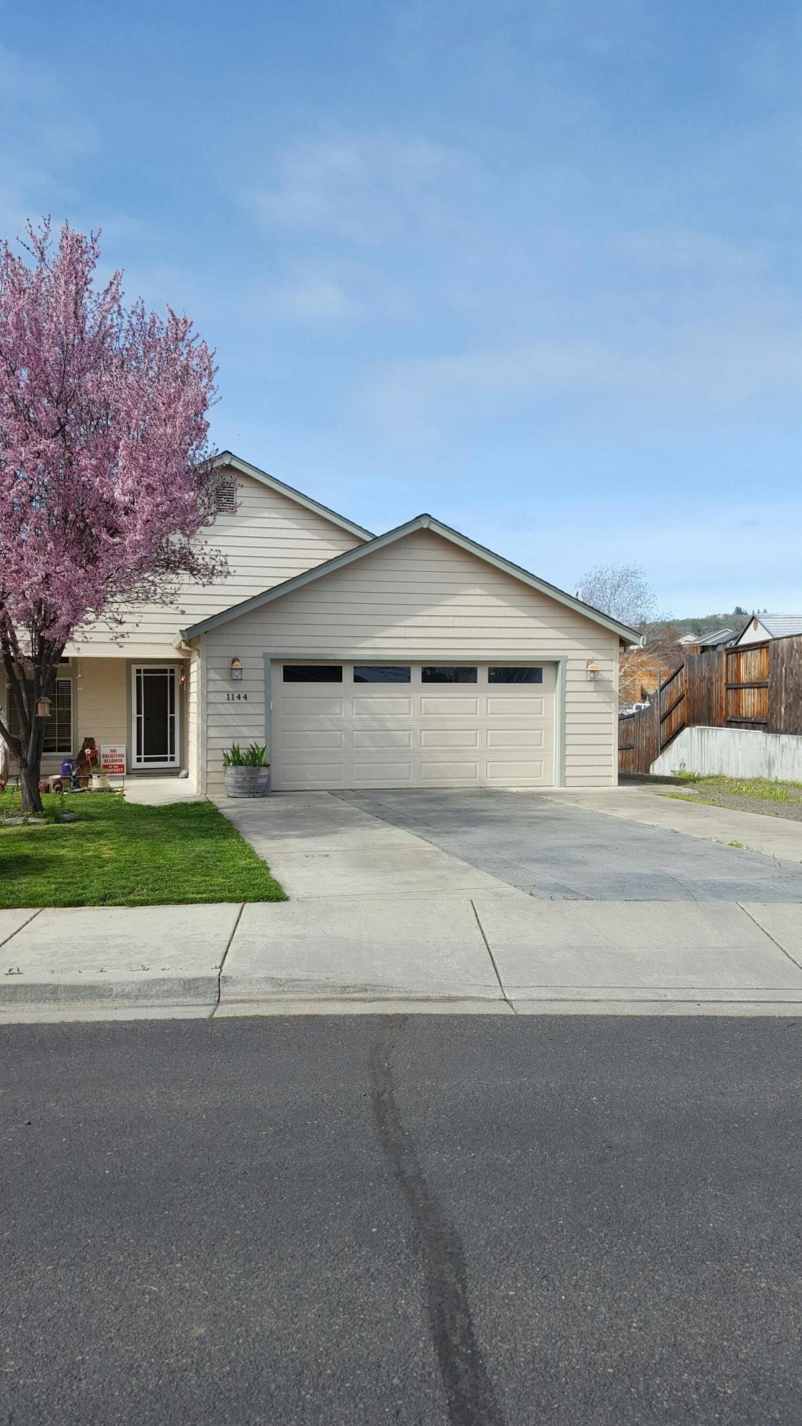 1144 Highlands Drive Eagle Point, OR 97524 - Photo 4 of 35 Additional Photo