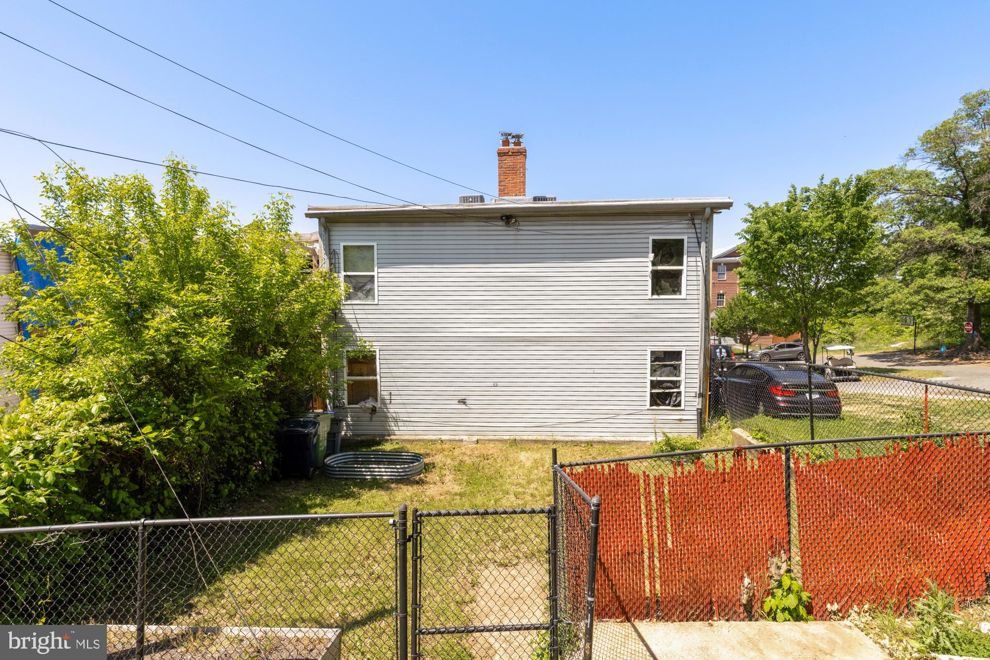 1227 18th Place Northeast Washington, DC 20002 - Photo 5 of 23 a front view of a house with garden