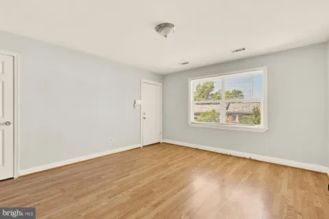 an empty room with window