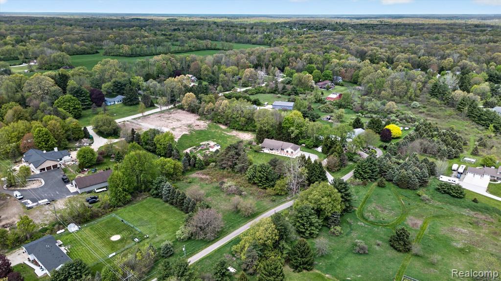 7659 Clyde Road Fenton, MI 48430 - Photo 37 of 52