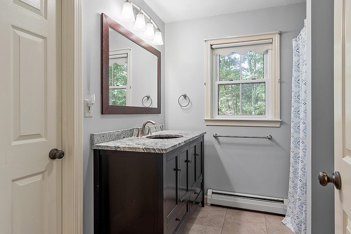 3 Showell Pond Road Sandown, NH 03873 - Photo 31 of 37