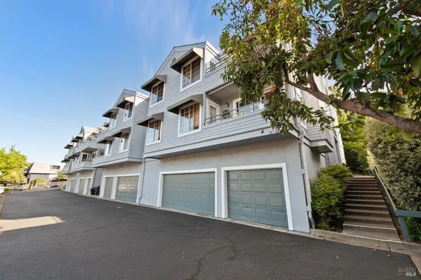 $679,000 | 4 Ash Avenue, Unit 15, Kentfield, CA 94904