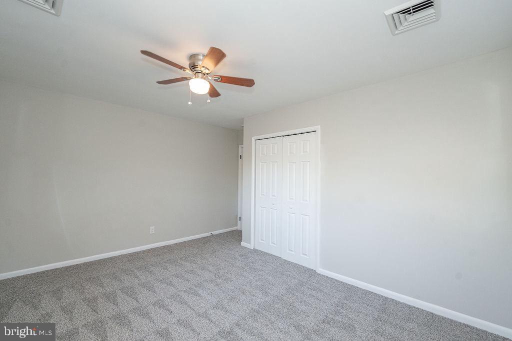 716 Elizabeth Avenue Lindenwold, NJ 08021 - Photo 8 of 38 Gallery Image 8