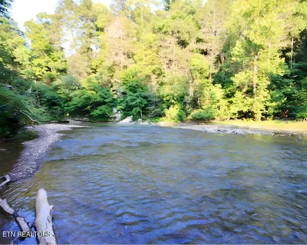 $229,900 | 217 Saw Mill Lane, Duff, TN 37729