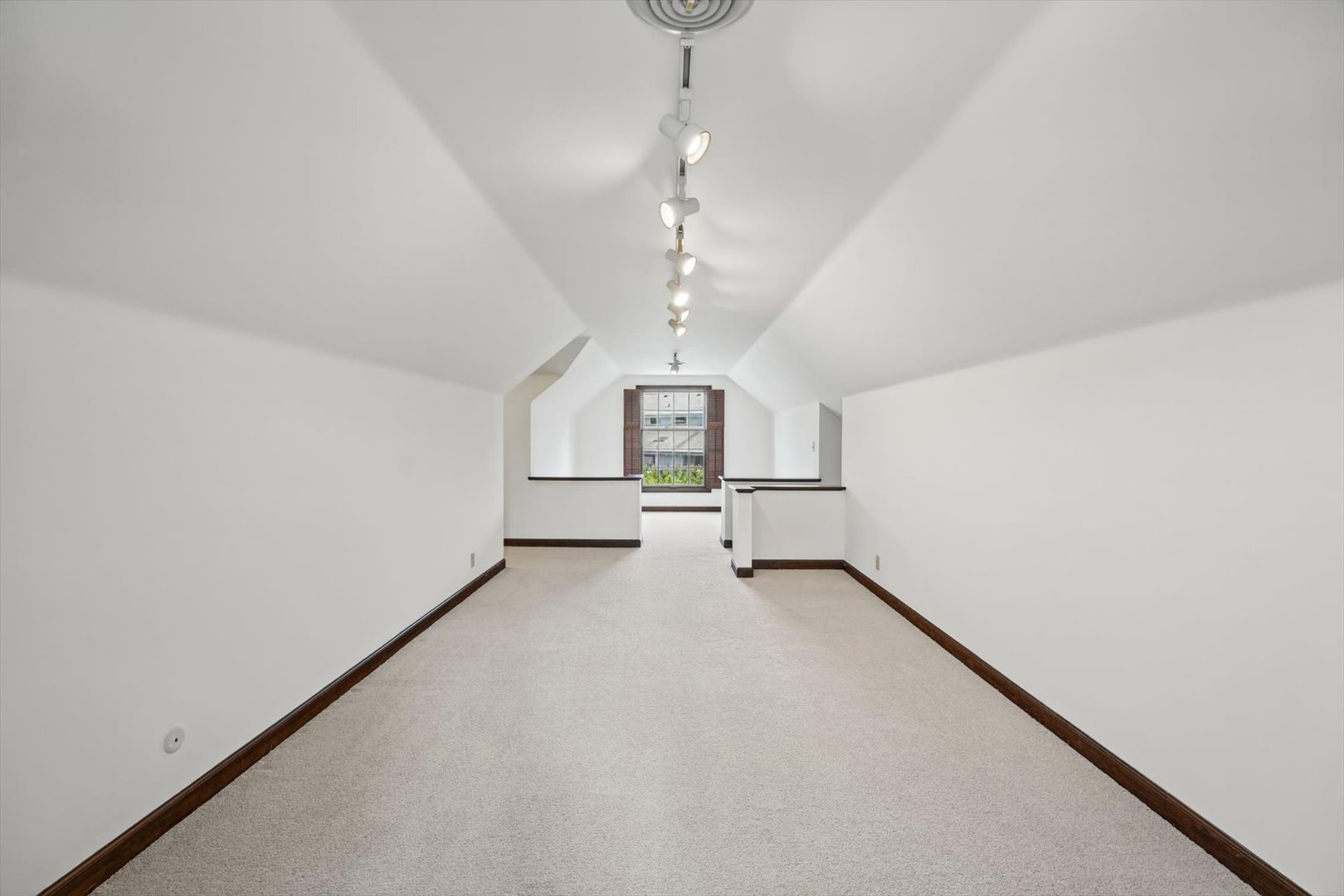 1906 Trout Valley Road Champaign, IL 61822 - Photo 73 of 90 Gallery Image 73