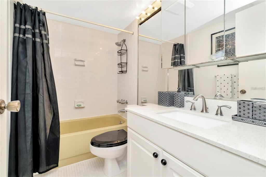 15462 Gulf Boulevard, Unit 508 Madeira Beach, FL 33708 - Photo 13 of 33