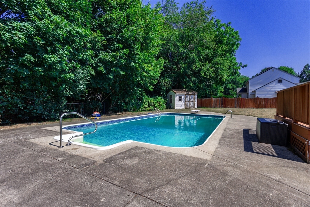 80 Forest Street Saugus, MA 01906 - Photo 35 of 37