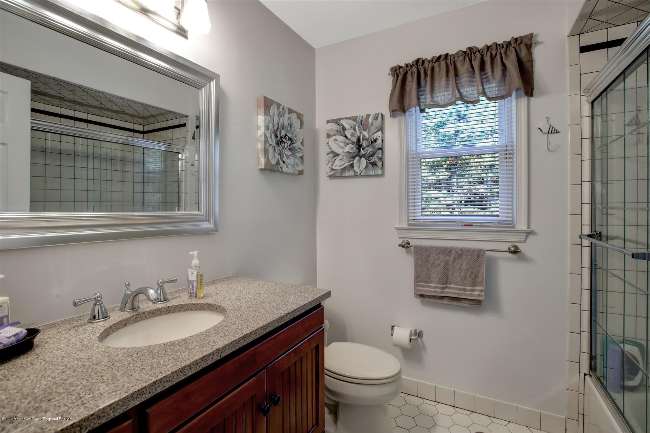 1 Rue Monet Jackson, NJ 08527 - Photo 28 of 35 26-Bathroom