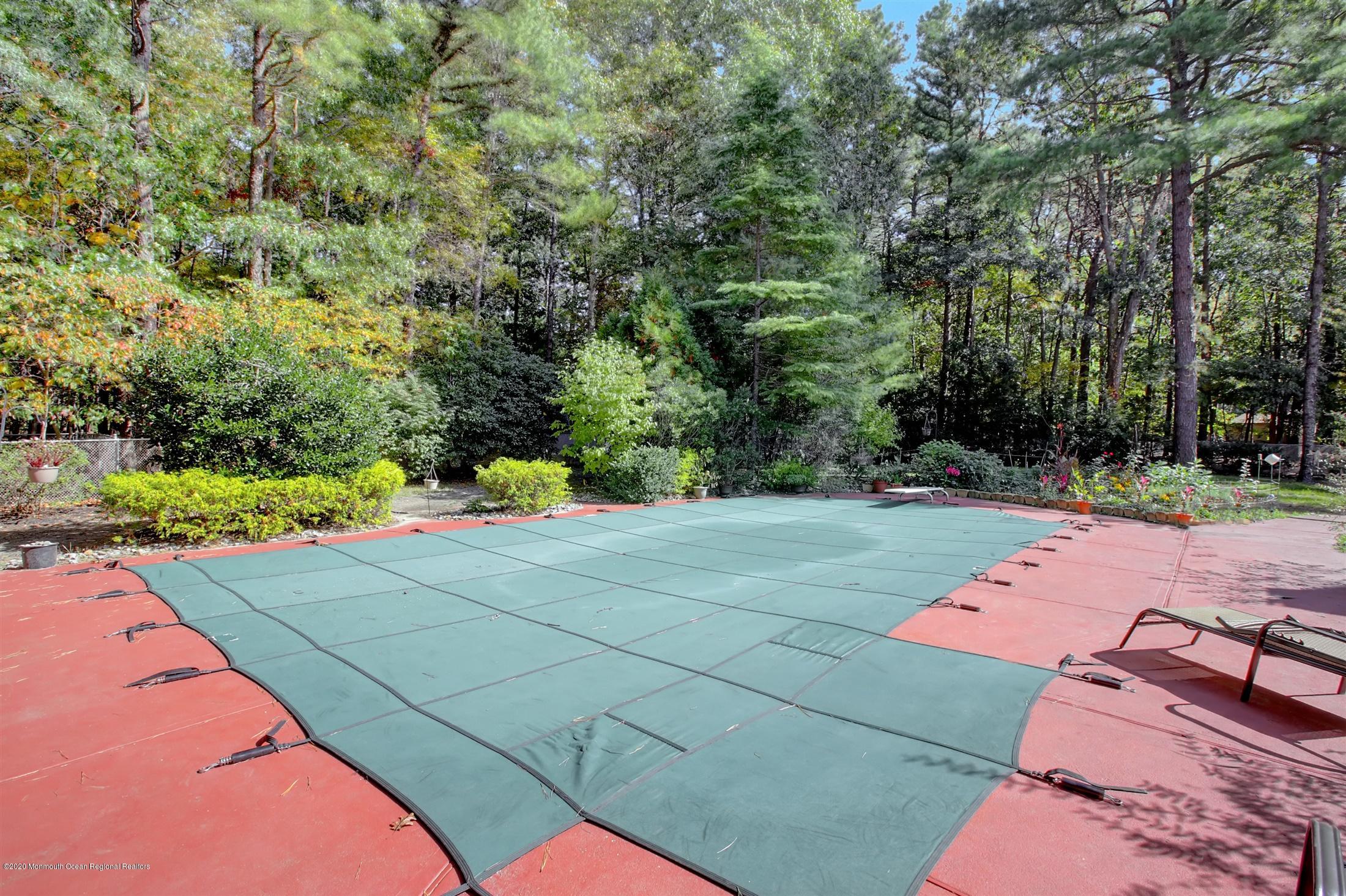 1 Rue Monet Jackson, NJ 08527 - Photo 34 of 35 34-Back View