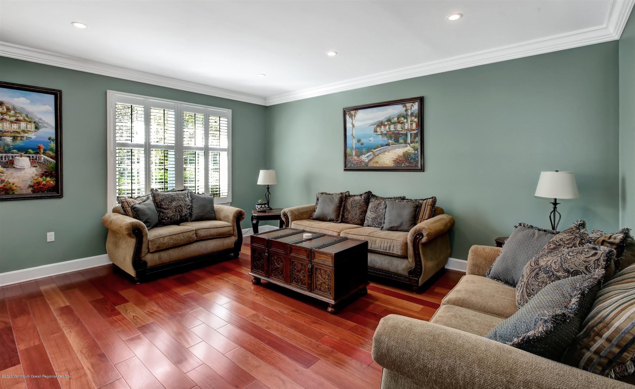 1 Rue Monet Jackson, NJ 08527 - Photo 10 of 35 08-Living