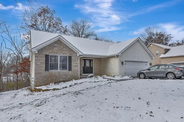 $3,200 | 20401 Matterhorn Drive, Lawrenceburg, IN 47025