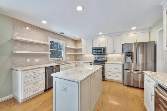 $3,200 | 20401 Matterhorn Drive, Lawrenceburg, IN 47025