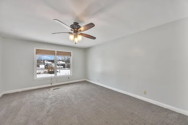 $3,200 | 20401 Matterhorn Drive, Lawrenceburg, IN 47025