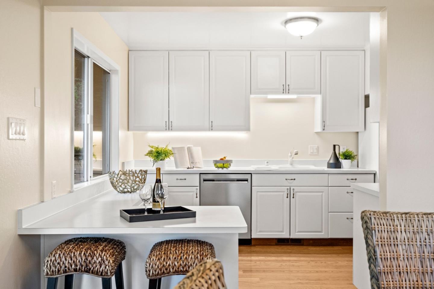 555 Summit Spring Road Woodside, CA 94062 - Photo 16 of 90