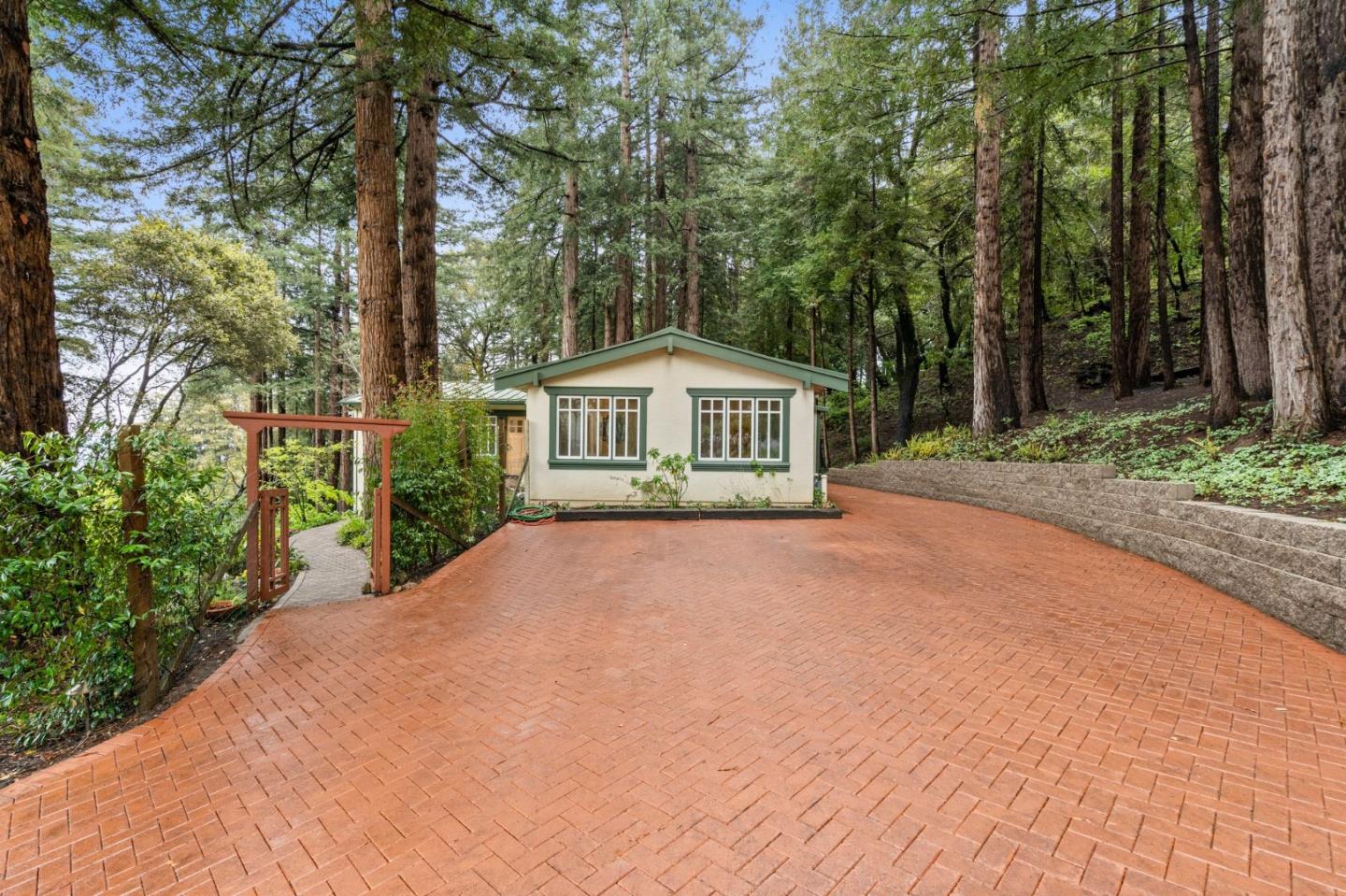 555 Summit Spring Road Woodside, CA 94062 - Photo 5 of 90