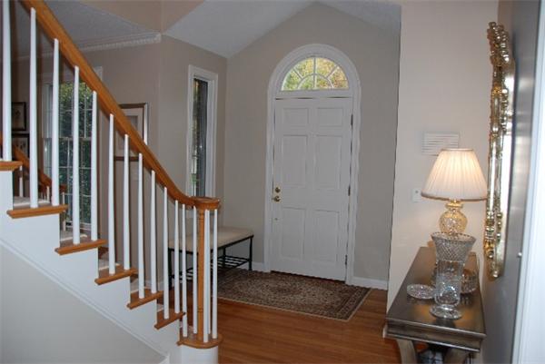 337 Appleton Street North Andover, MA 01845 - Photo 3 of 22 Gallery Image 3