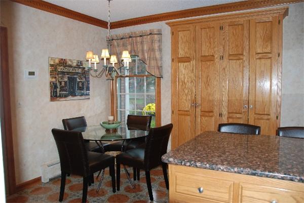 337 Appleton Street North Andover, MA 01845 - Photo 6 of 22 Gallery Image 6