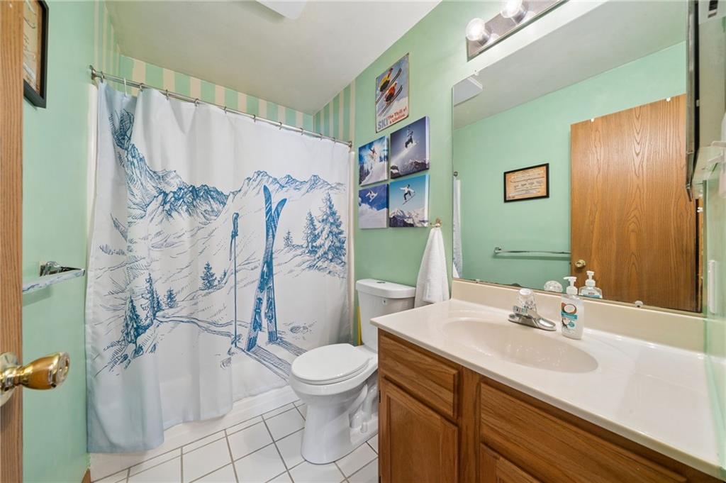 1871 Eagles Ridge Way Hidden Valley, PA 15502 - Photo 23 of 40