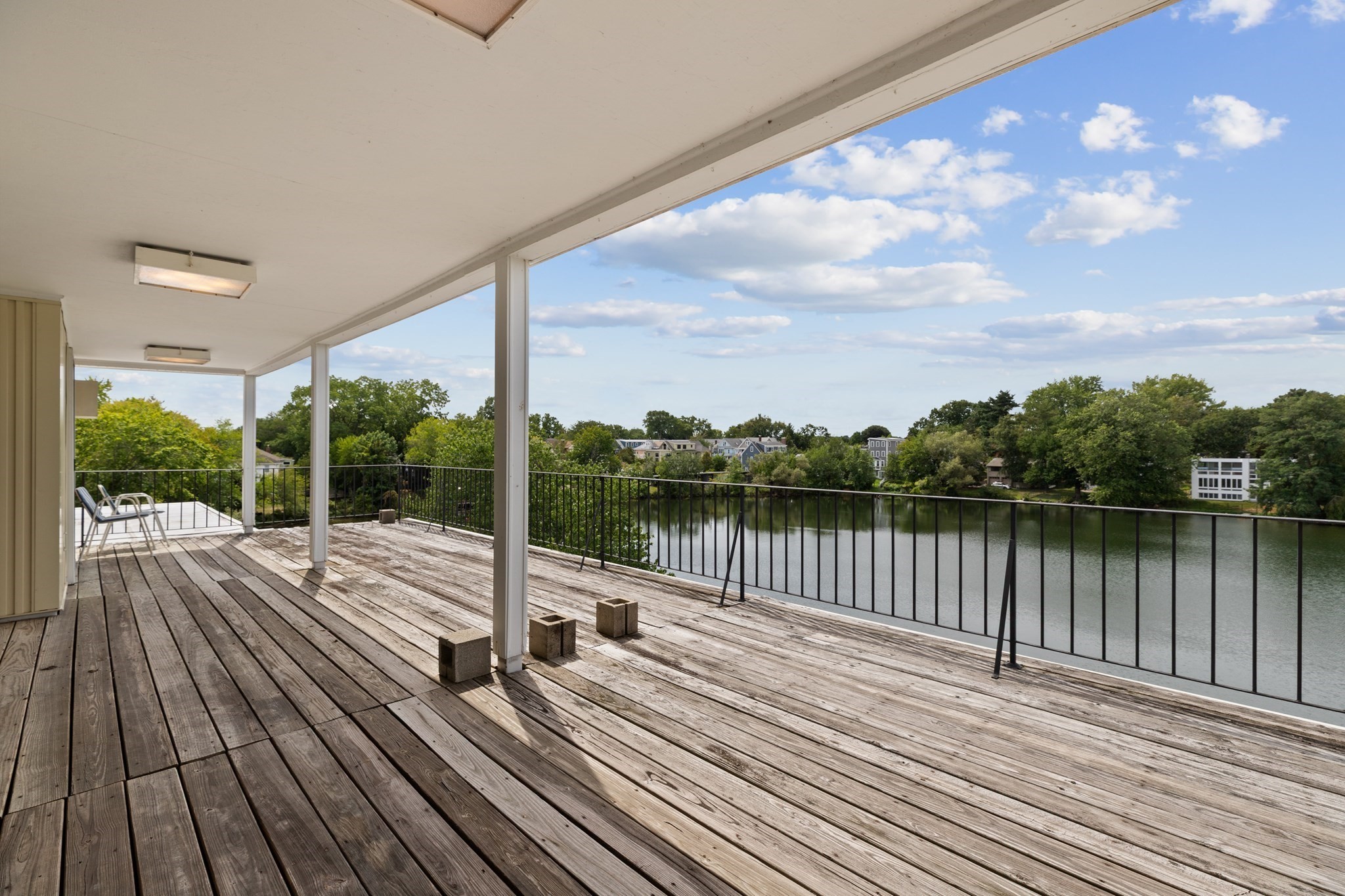 20 Hamilton Road, Unit 401 Arlington, MA 02474 - Photo 12 of 38 Gallery Image 12