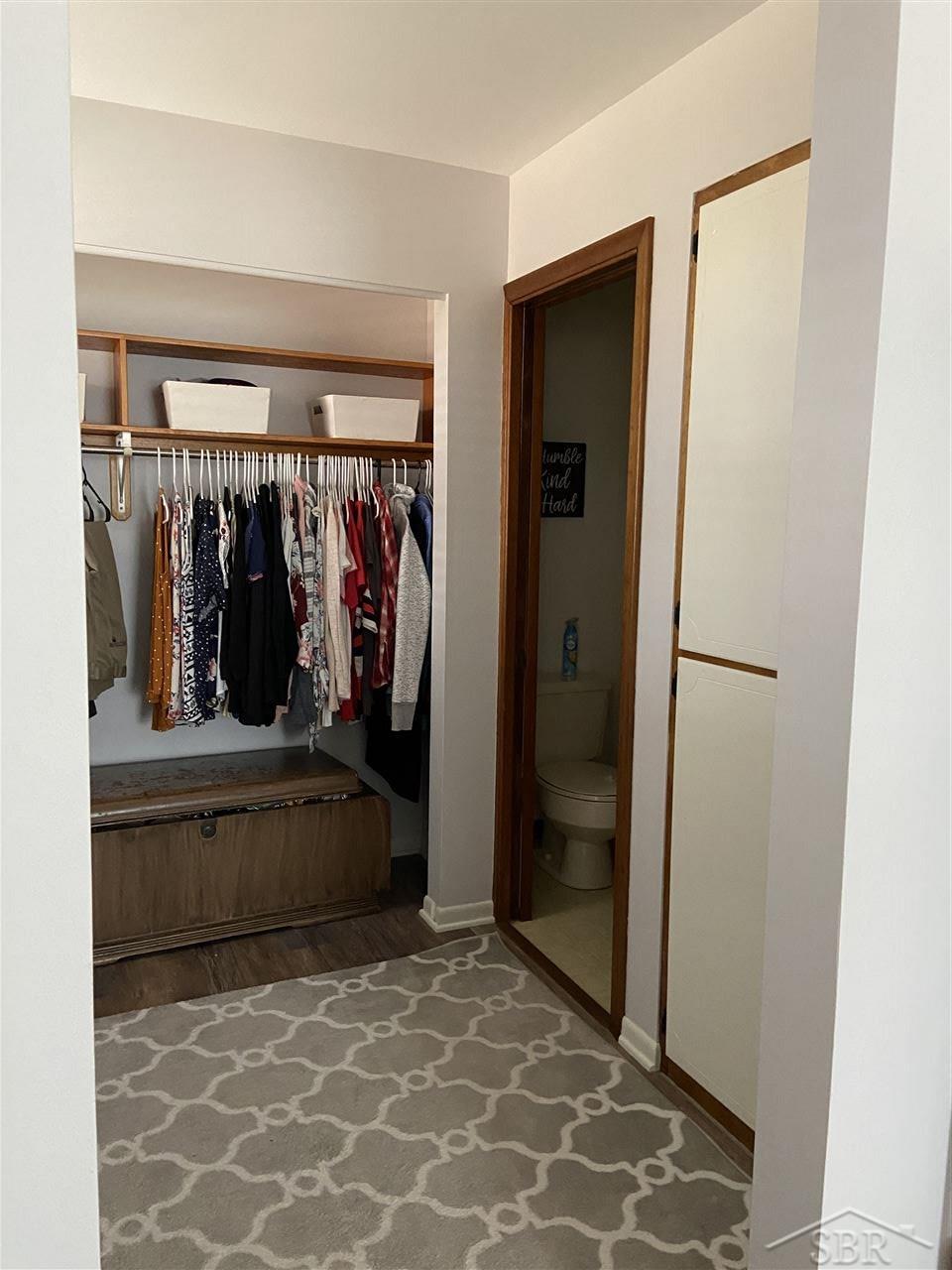 6577 Becker Road Saginaw, MI 48601 - Photo 17 of 30 Entrance to the En Suite is through the master closet.