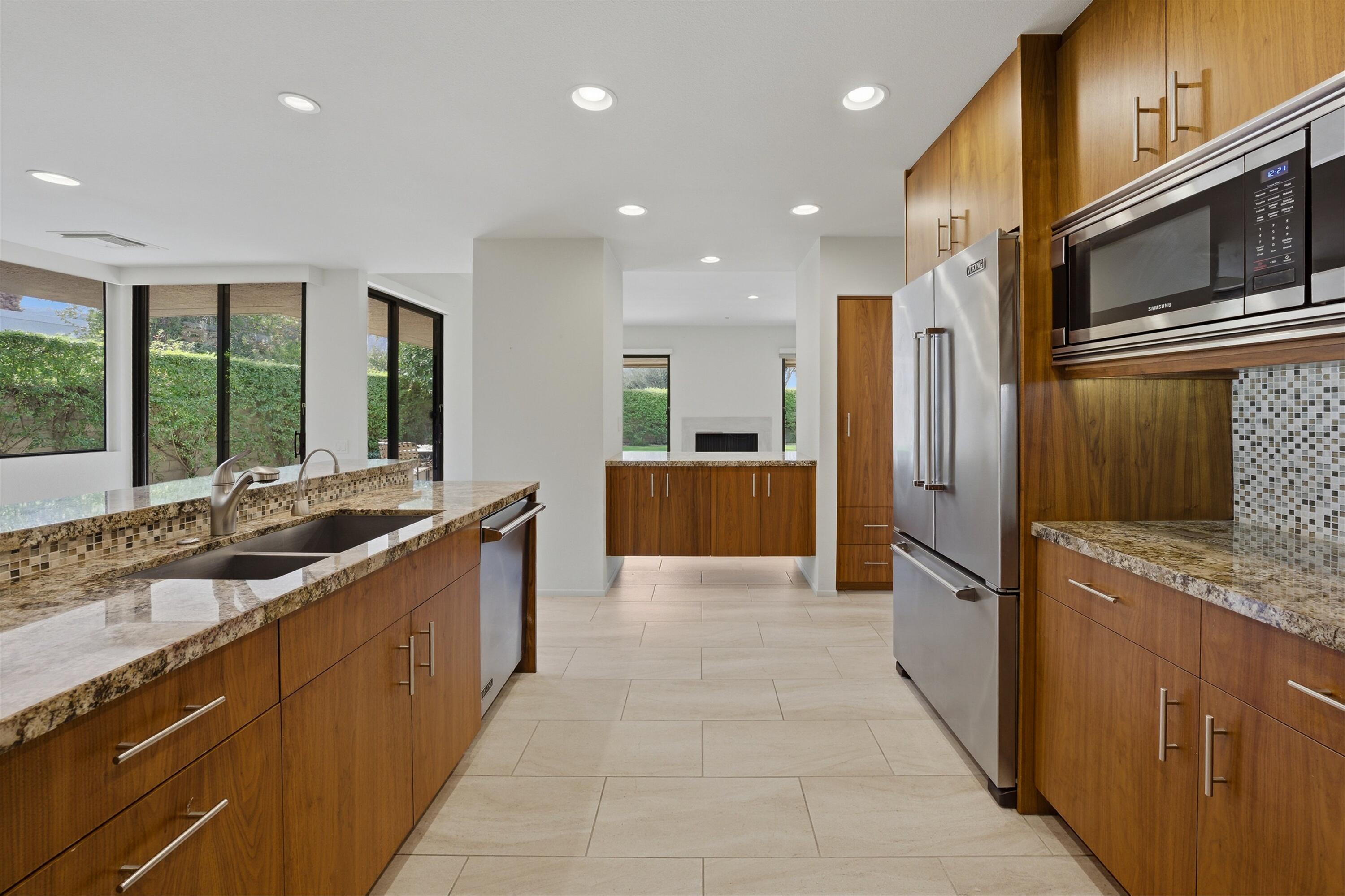 28 Princeton Drive Rancho Mirage, CA 92270 - Photo 15 of 34 23-Photo-23